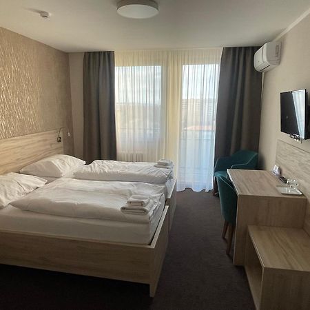Hotel Spectrum ترنافا المظهر الخارجي الصورة